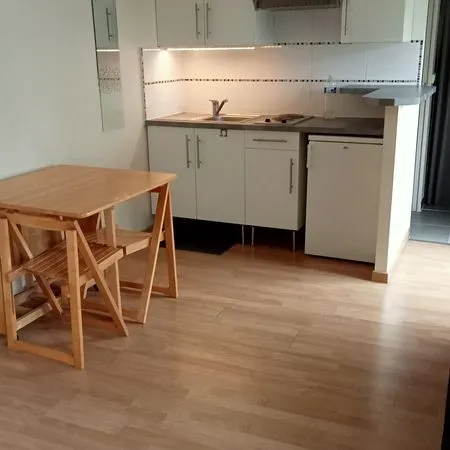 Studio meublé 19 m2 à Arcueil 