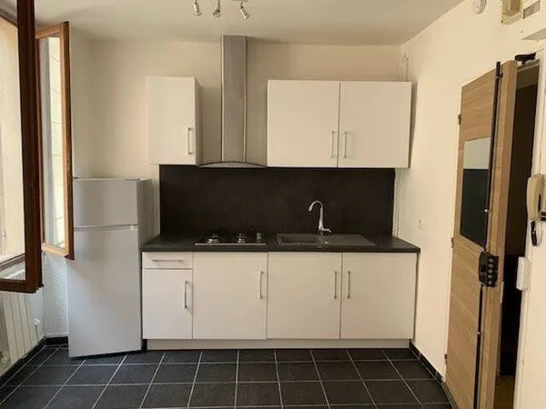 Studio 1 pièce 22 m² 