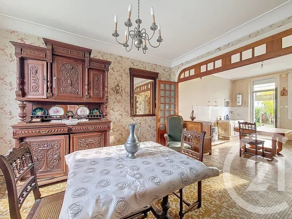 Maison 5 pièces 82 m² 