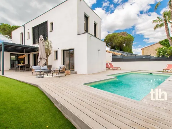 Maison 6 pièces 143 m² 