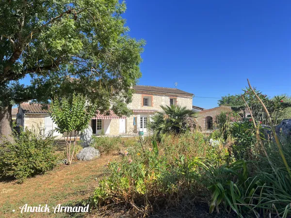 Vends maison 248m² 
