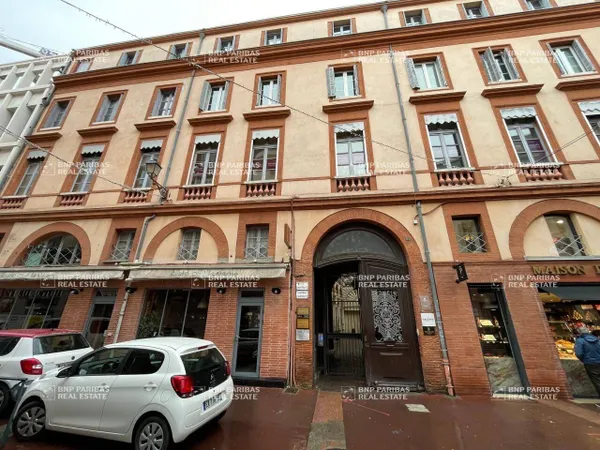 Bureaux 166 m² 