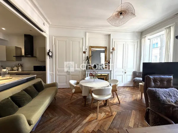 MALESHERBES Bel appartement bourgeois et familial 120.77 m2 