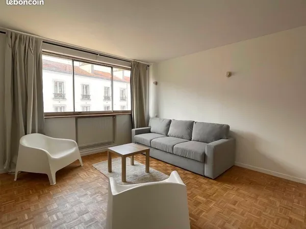 Studio meublé rénové - 30 m² - Charenton-le-Pont 