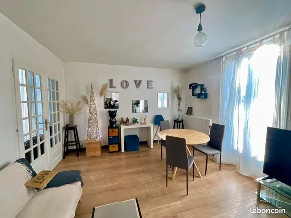 Appartement 6 pièces 97 m² 