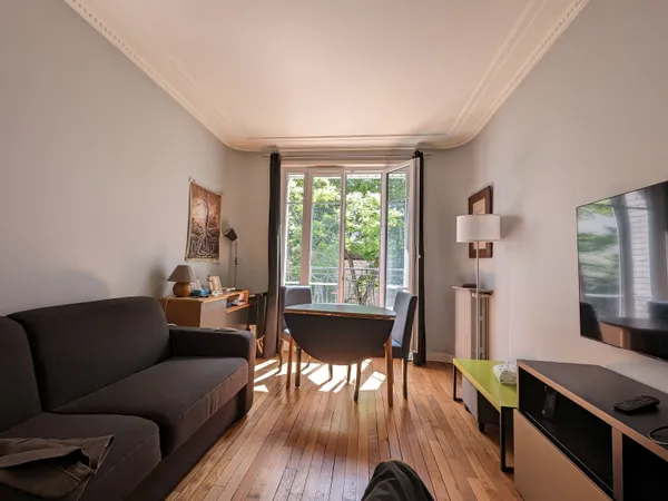 Studio 27m² La Motte Piquet 