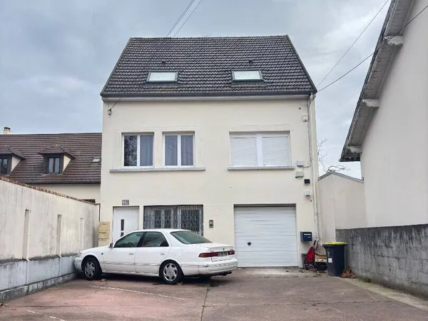 Immeuble de rapport 130 m² 