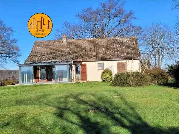 UNE VUE IMPRENABLE SUR LE BOCAGE ! 