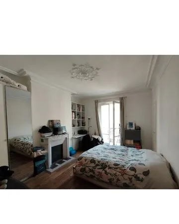 Chambre de 17 m2 dans un appartement de 61 m2 