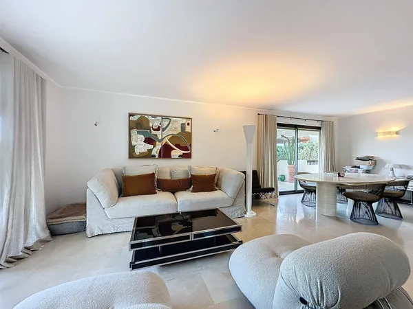 Appartement 3 pièces 100 m² 