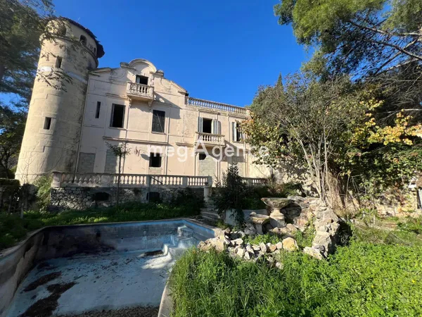 Château du XVIIe siècle,"La Tourelle" à rénover 