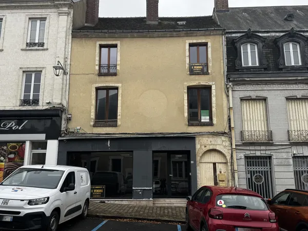Immeuble de rapport situé en Hypercentre de Nogent le Rotrou 