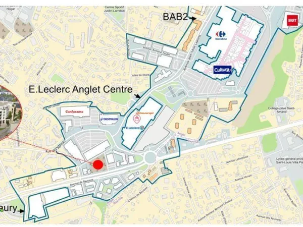 Local commercial 4 pièces 1701 m² 