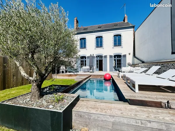 Maison 7 pièces 200 m² 