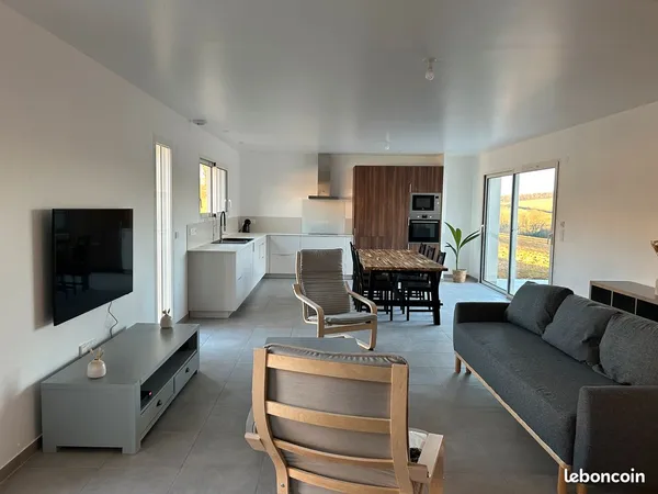 Maison 5 pièces avec belle vue au calme 