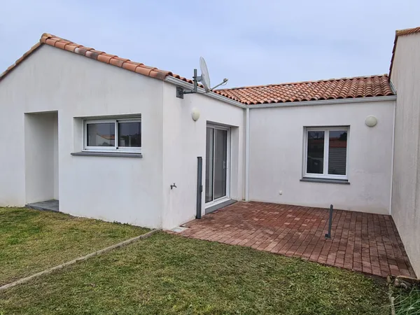 Maison Brem Sur Mer 84.82 m2 