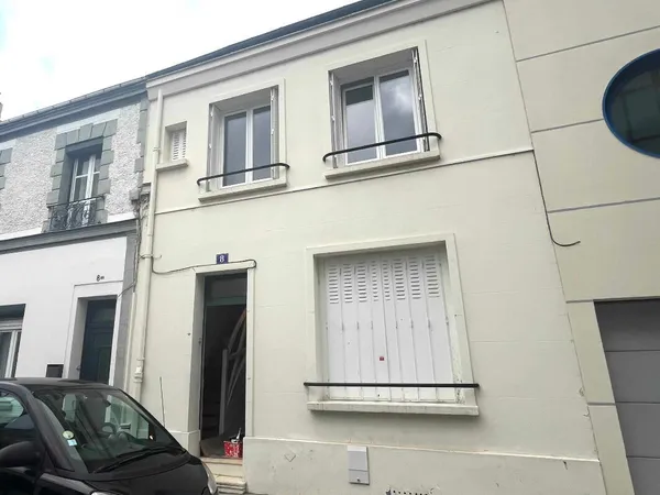 MAISON DE VILLE 
