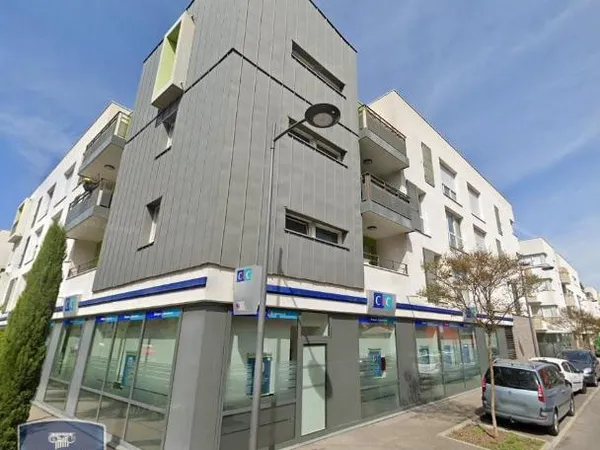 Parking - Garage Location Meyzieu   53€
