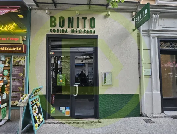Fonds de commerce 1 pièce 38 m² 