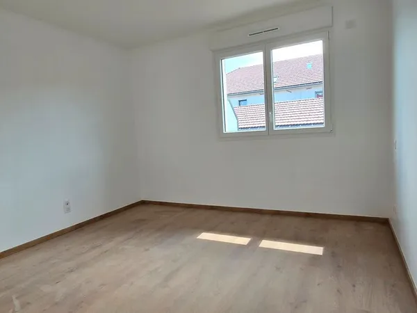 Appartement T2 avec garage - étage - Saint-Laurent-en-Grandvaux (39150) 
