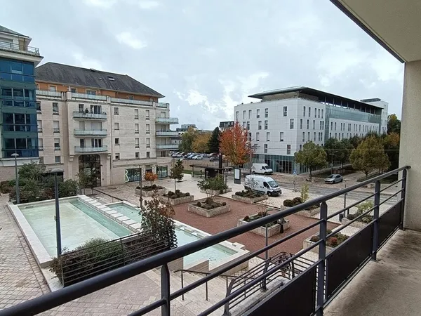 F3 avec parking sous sol, terrasse et cave 