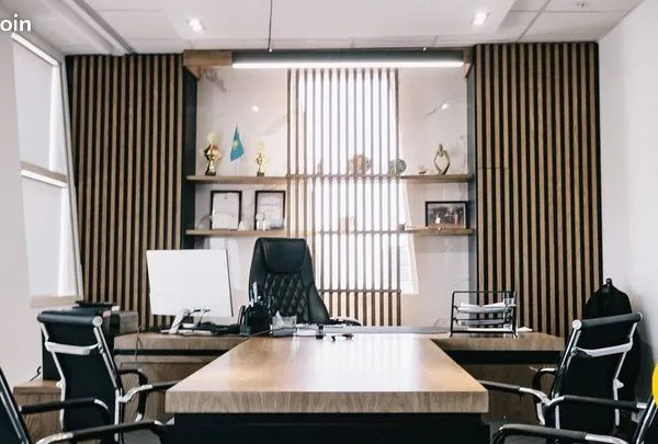 Bureaux 140 m² 