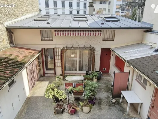 Loft 4 pièces 113 m² 