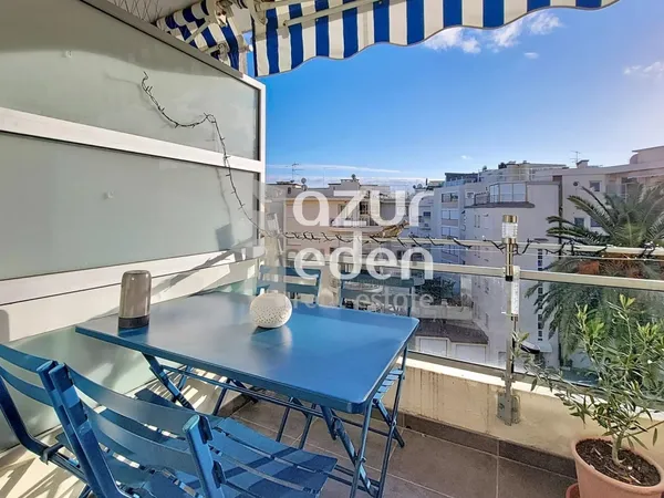 Cannes Palm Beach 2P en étage élevé - 