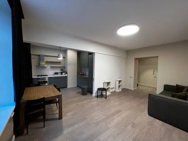 Studio 1 pièce 24 m² 