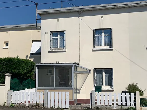 Maison à vendre à Châteaudun - 4 pièces, 3 chambres 