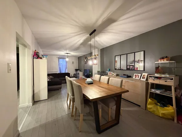 Appartement 4 pièces 94 m² 