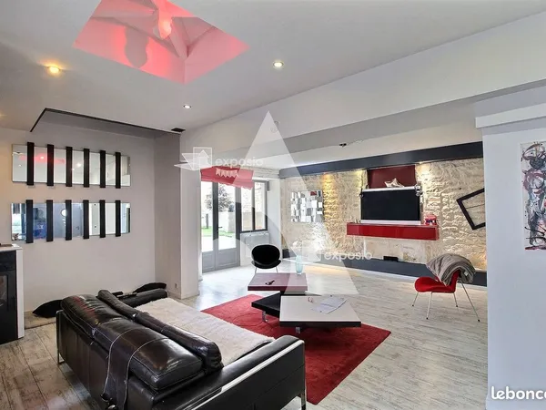 Maison de ville 7 pièces 300 m² 