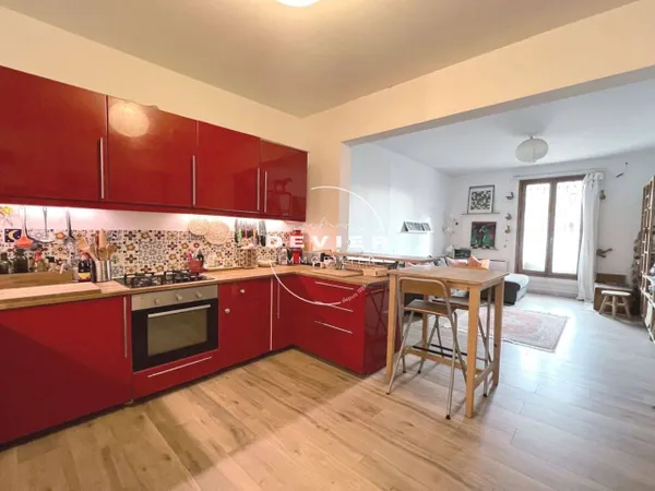 Appartement 4 pièces 80 m² 