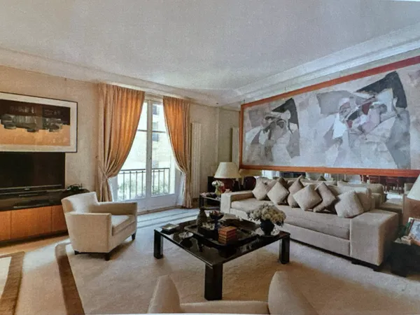 Appartement 3 pièces 146 m² 