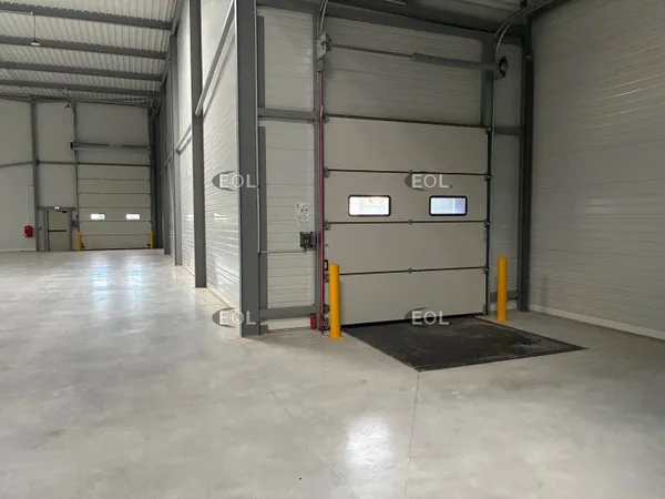 Entrepôt 996 m² 