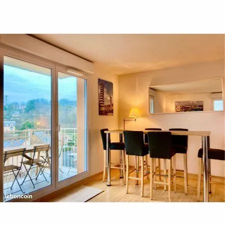 Appartement 3 pièces au 2ème étage + parking, ascenseur 50m2 Vue mer 