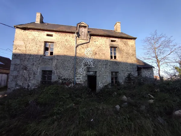 MAISON AUTHENTIQUE A RENOVER 