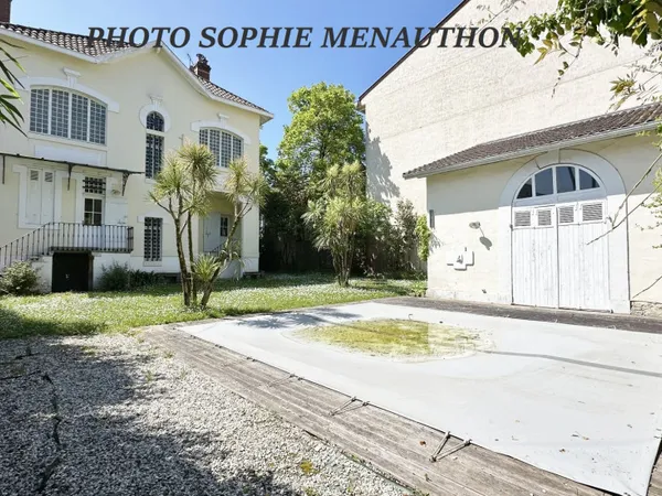 Maison bourgeoise 8 pièces 290 m² 