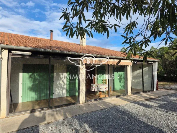 Maison de plain-pied 5 pièces 140 m² 