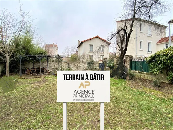 Terrain 166 m² 