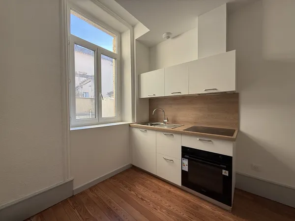 AUBENAS CENTRE - APPARTEMENT T2 