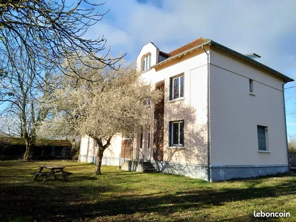 Appartement meublé T2 / F2 46 m² Vierzon 