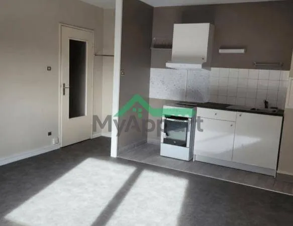 Studio 1 pièce 25 m² 