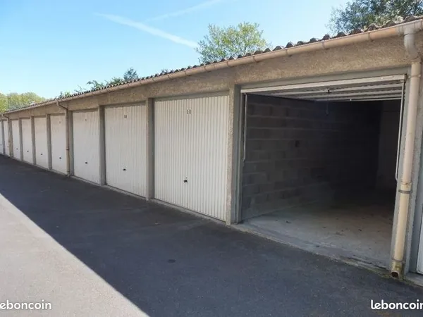 Box a louer 120 euros 