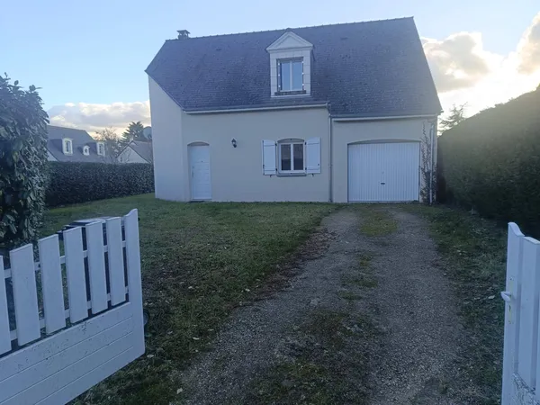 Loue maison particulière a Veigne (37250) 