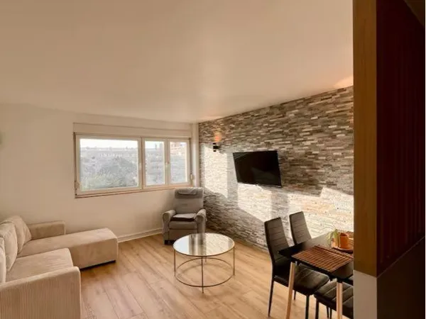 Chambre meublée 