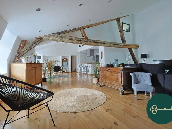 Appartement 5 pièces 104 m² 