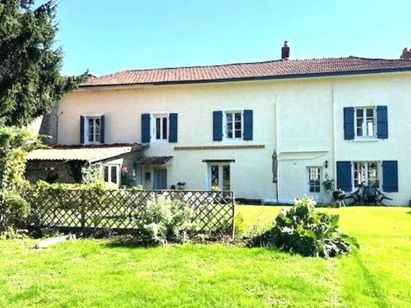 Maison 8 pièces 213 m² 