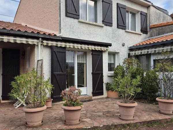 Maison 205 m² LA PLANCHE 