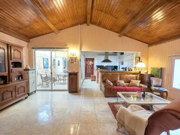 Appartement de 3 pièces principales 